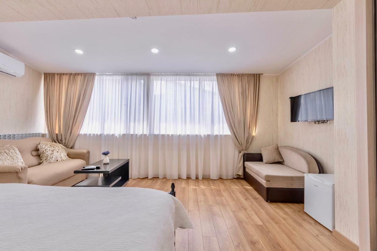 Готель Q&B House Тбілісі Екстер'єр фото